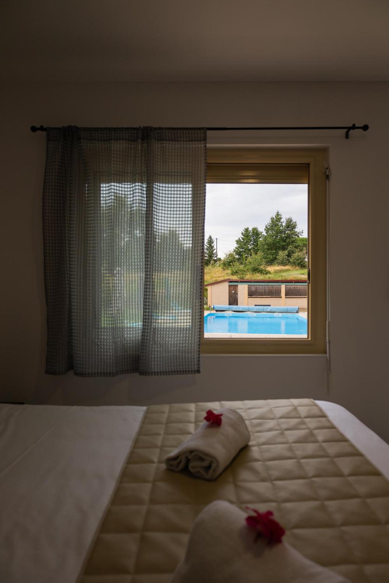 Logis Des Cretes De Pignols Hotel Moissac Exterior photo