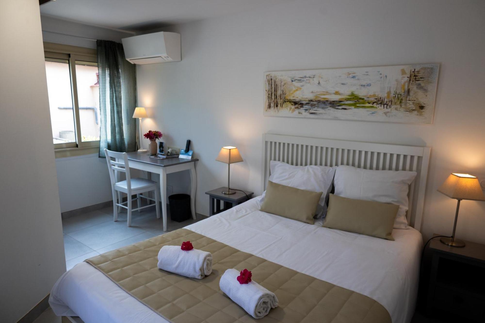 Logis Des Cretes De Pignols Hotel Moissac Exterior photo