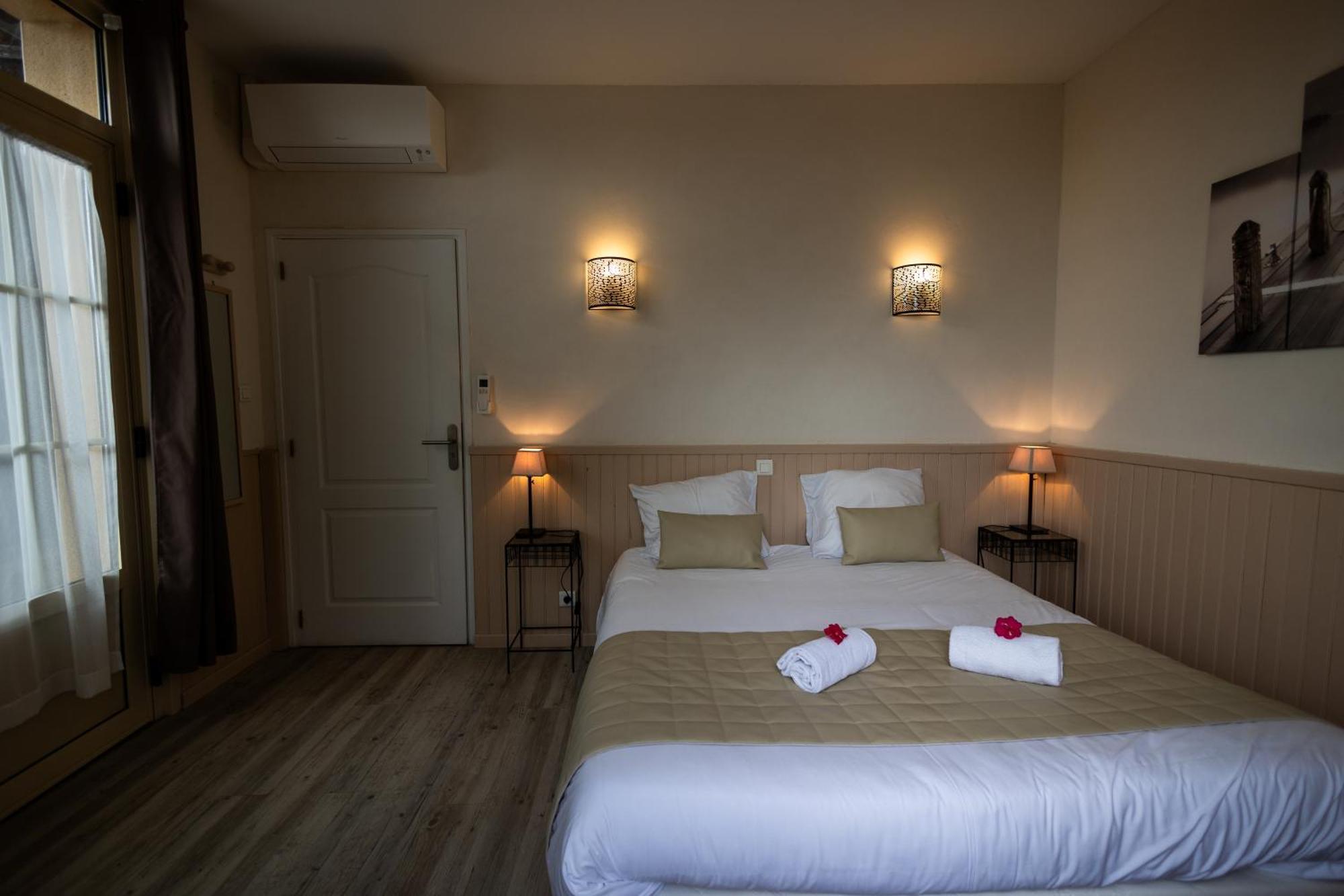 Logis Des Cretes De Pignols Hotel Moissac Exterior photo