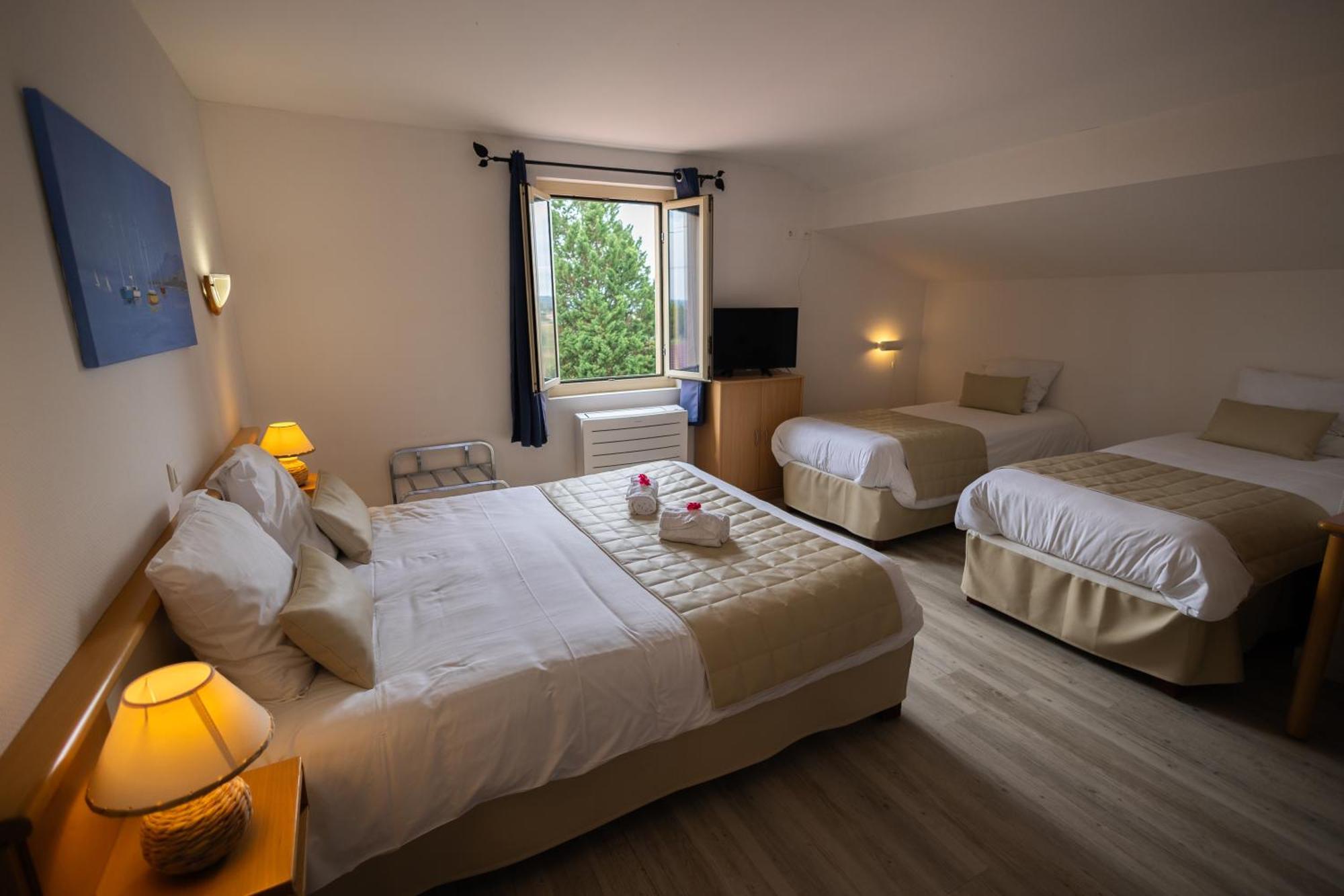 Logis Des Cretes De Pignols Hotel Moissac Exterior photo