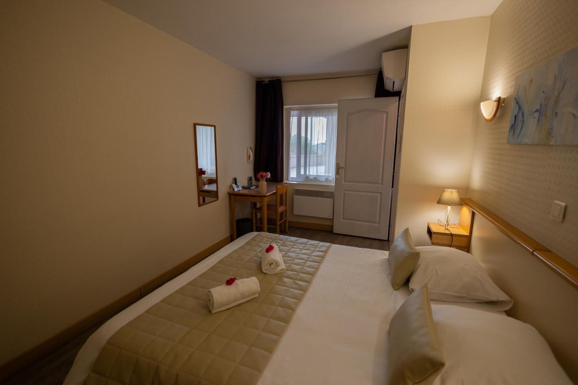 Logis Des Cretes De Pignols Hotel Moissac Exterior photo