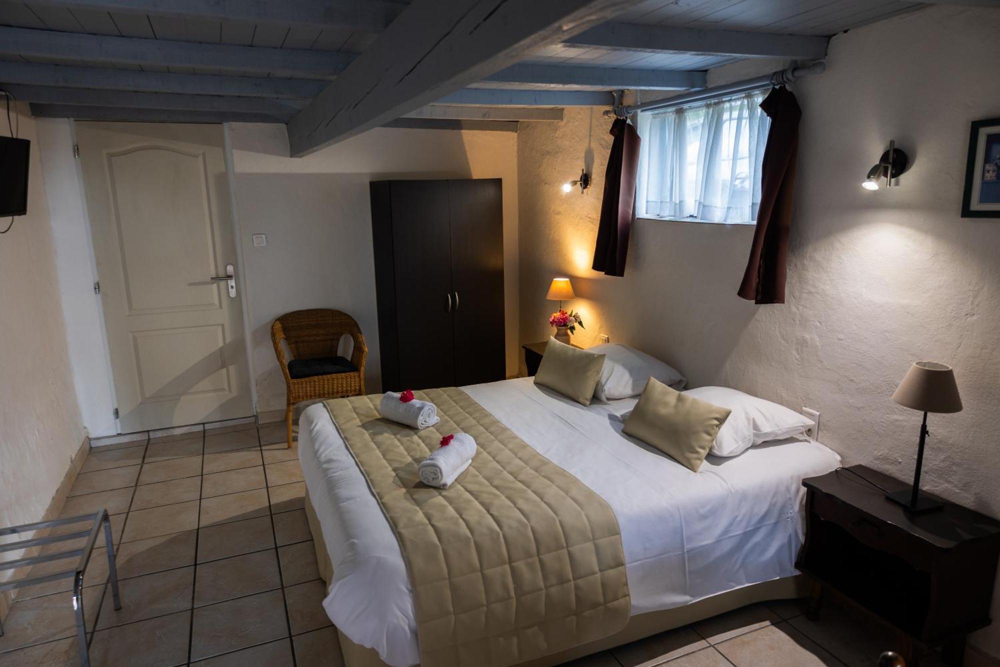 Logis Des Cretes De Pignols Hotel Moissac Exterior photo