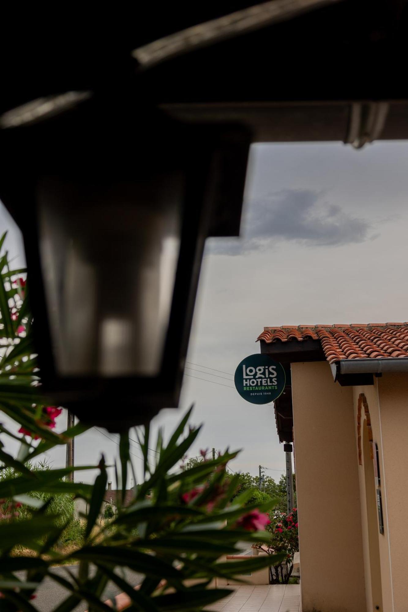 Logis Des Cretes De Pignols Hotel Moissac Exterior photo