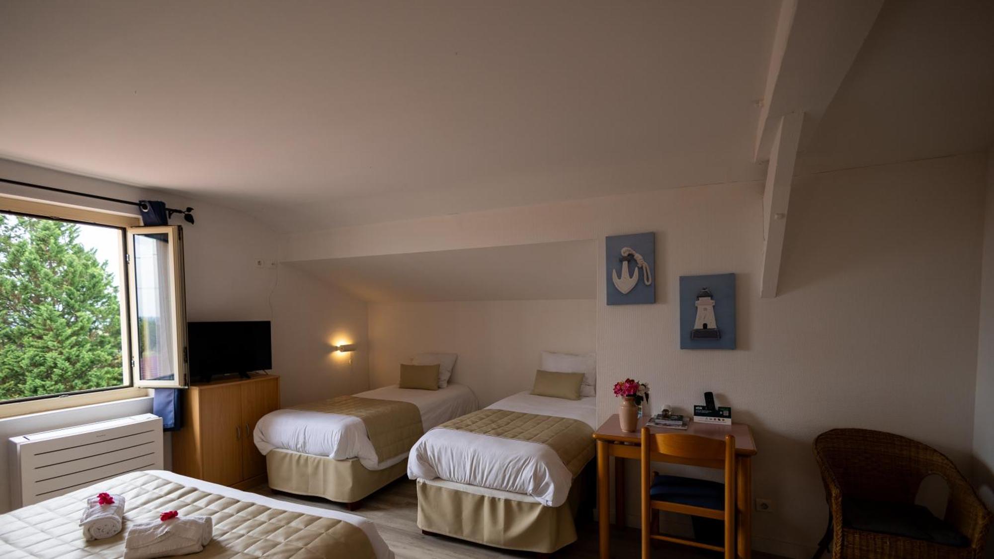 Logis Des Cretes De Pignols Hotel Moissac Exterior photo