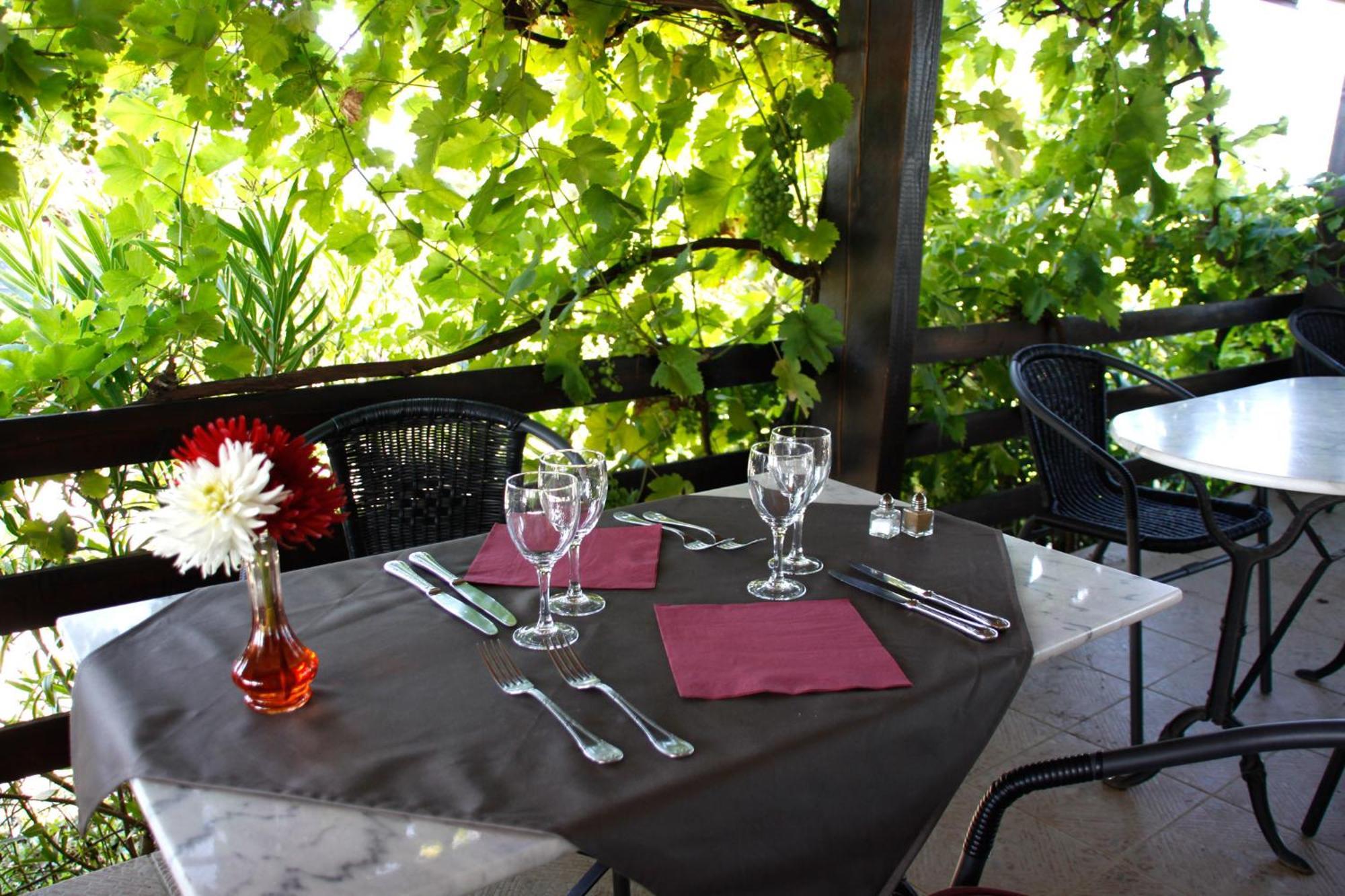 Logis Des Cretes De Pignols Hotel Moissac Exterior photo