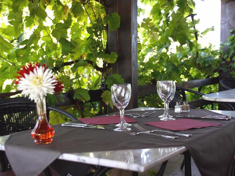Logis Des Cretes De Pignols Hotel Moissac Exterior photo