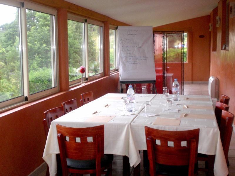 Logis Des Cretes De Pignols Hotel Moissac Exterior photo